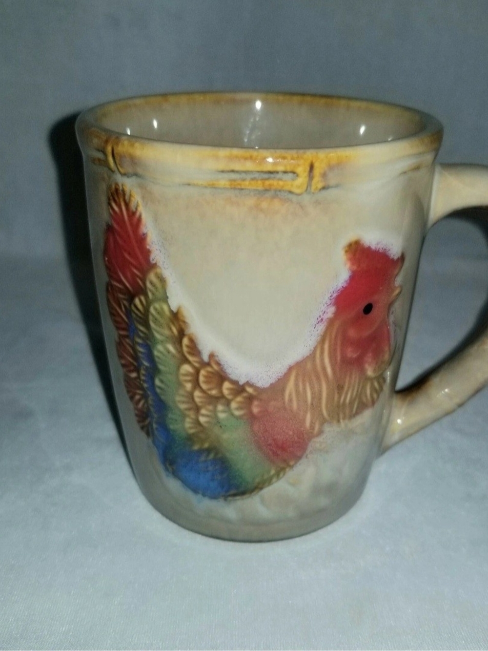 Cream Rooster Ceramic Coffee Mug - Multi-Color Design